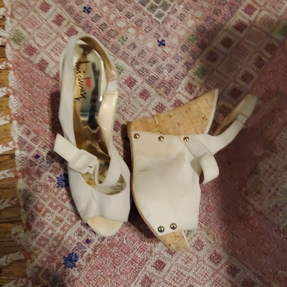 High heels - Picture 4 of 4